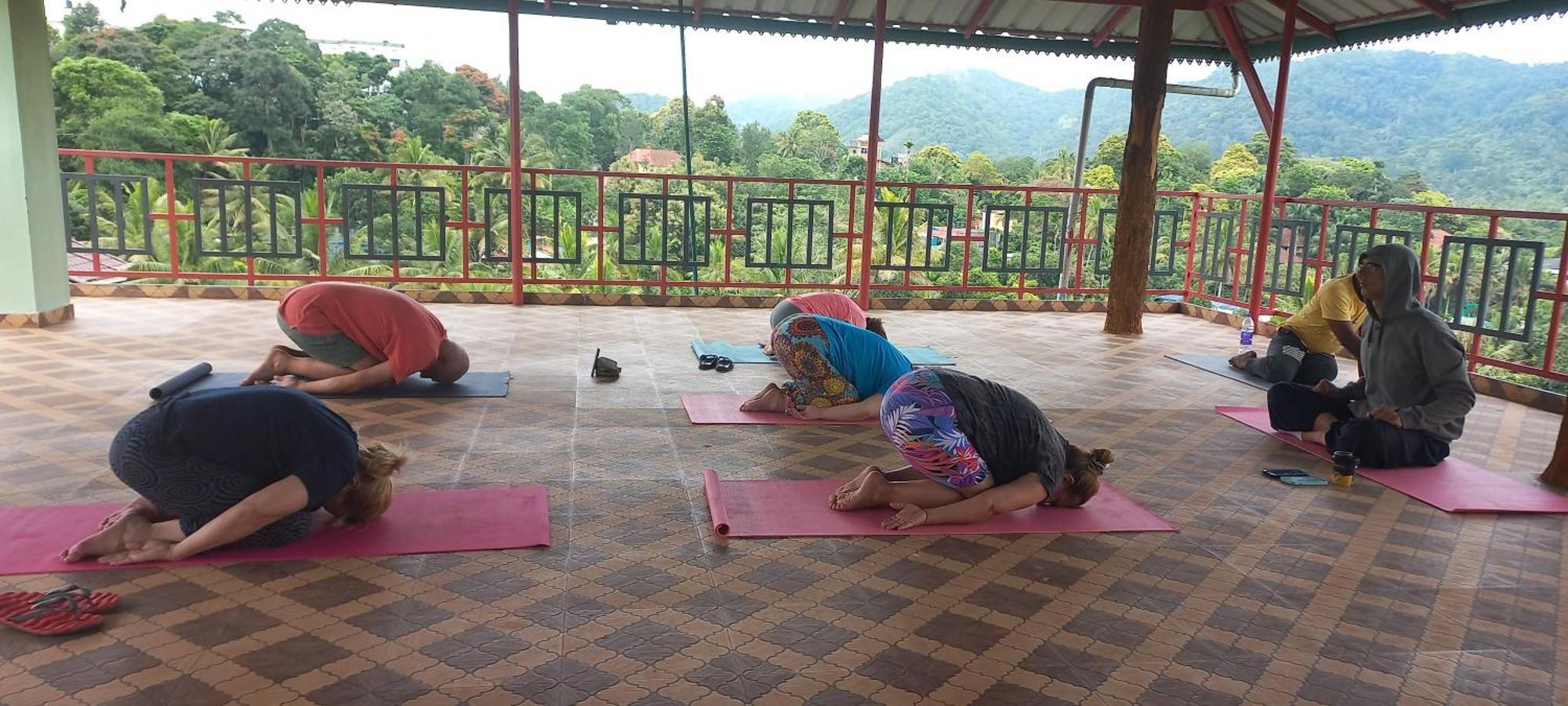 Panthalams Homestay Thekkady Bagian luar foto