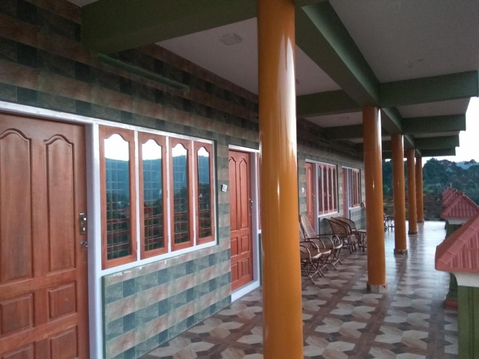 Panthalams Homestay Thekkady Bagian luar foto