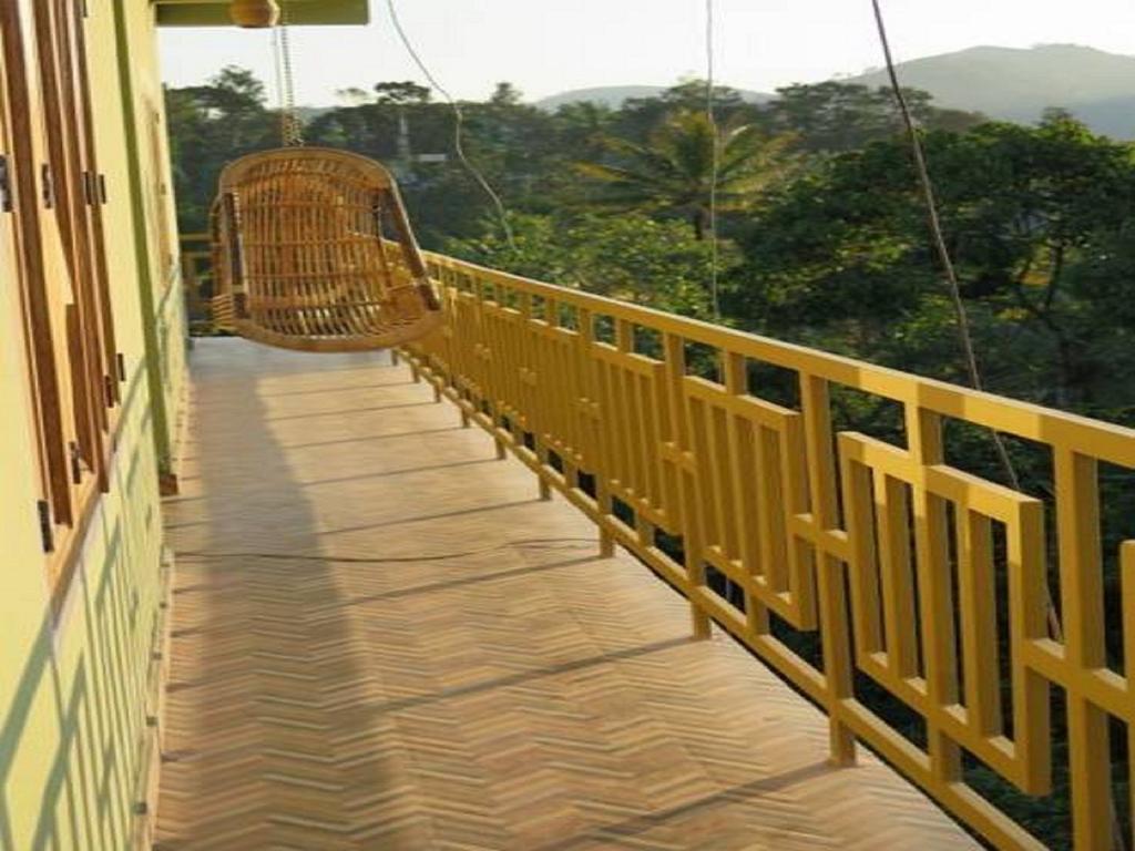 Panthalams Homestay Thekkady Bagian luar foto