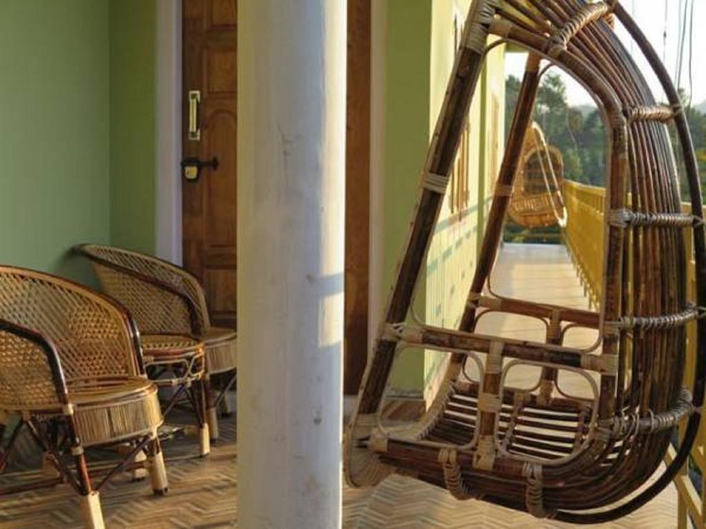 Panthalams Homestay Thekkady Bagian luar foto