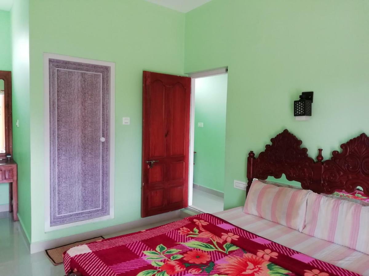 Panthalams Homestay Thekkady Bagian luar foto